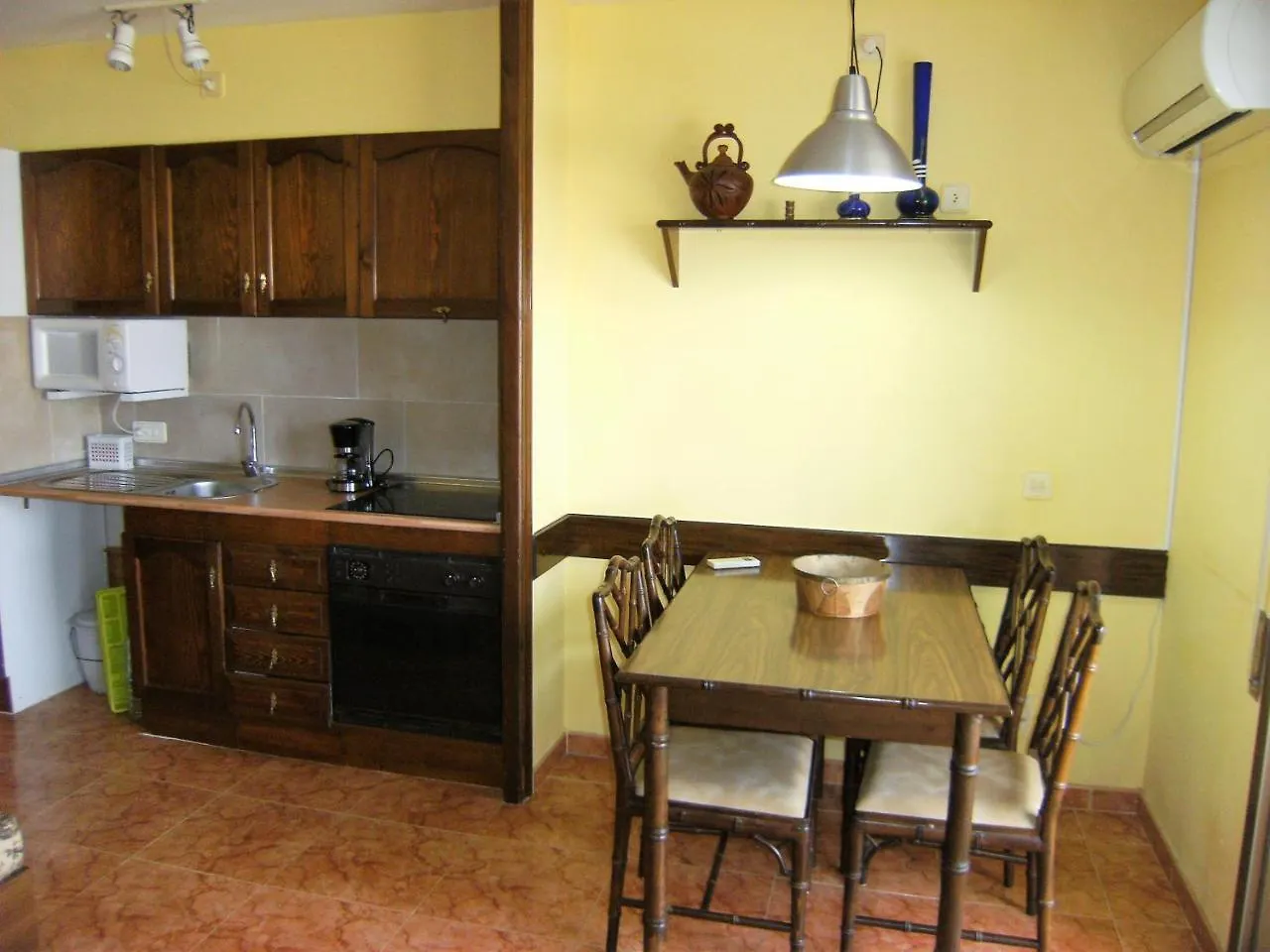 Apartamentos Jademar L'Estartit Apartment