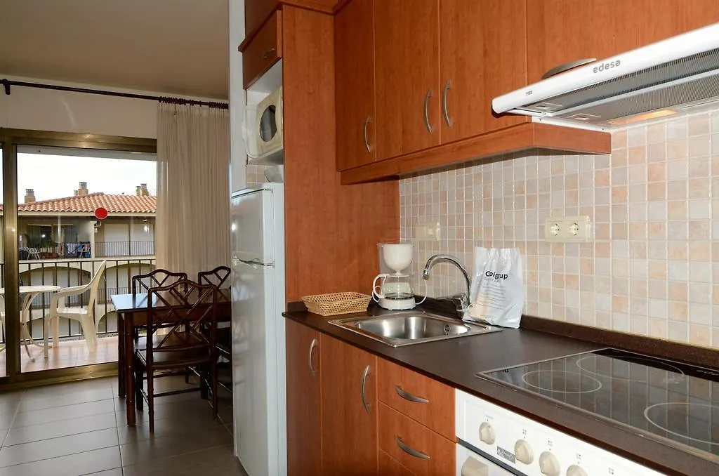 Apartamentos Jademar L'Estartit Apartment