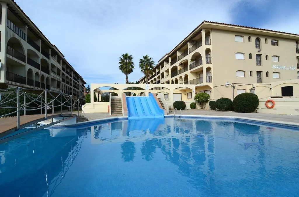 Apartamentos Jademar contacts