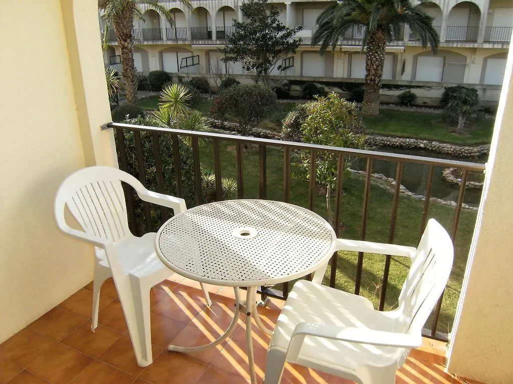 Apartamentos Jademar L'Estartit 0*,  Spain