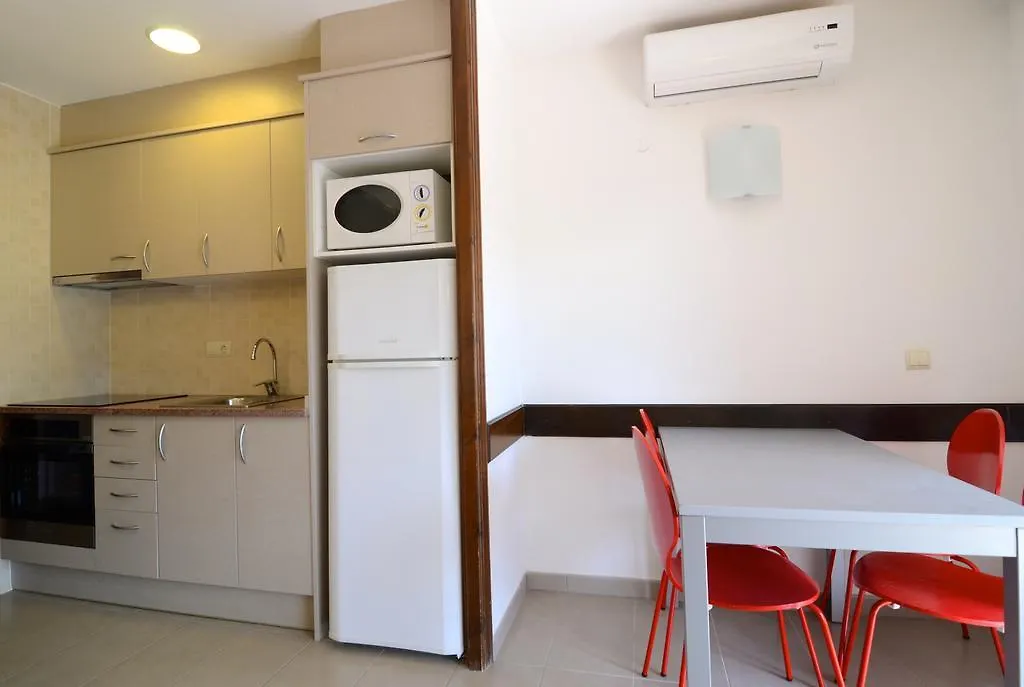 Apartamentos Jademar L'Estartit 0*,  Spain
