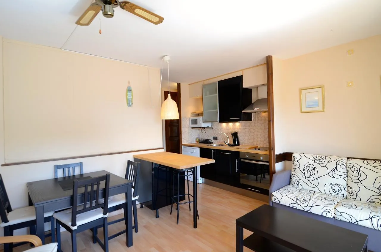 Apartamentos Jademar L'Estartit 0*,  Spain